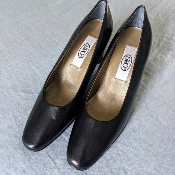 VINTAGE SRO Black Leather Pumps Block Heel 8 - Picture 1 of 12